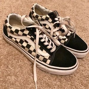 Black n white checkered vans
